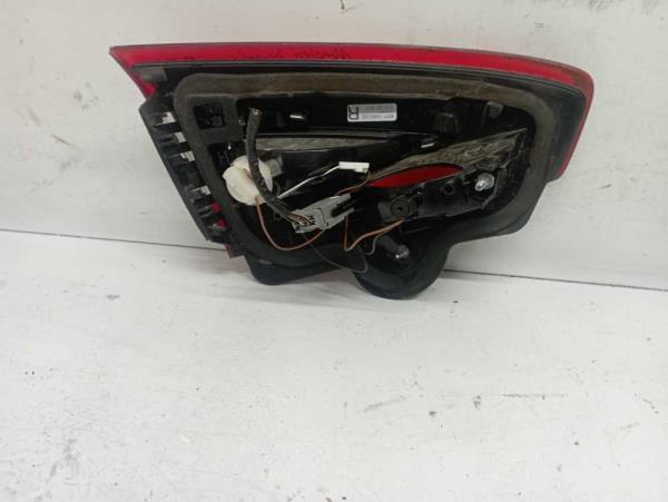 FEU ARRIERE DROIT FORD MONDEO BREAK - Vue 2